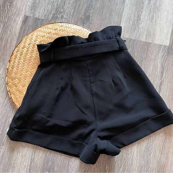 J.ing black high Rise paper bag waist shorts‎ - Picture 6 of 8